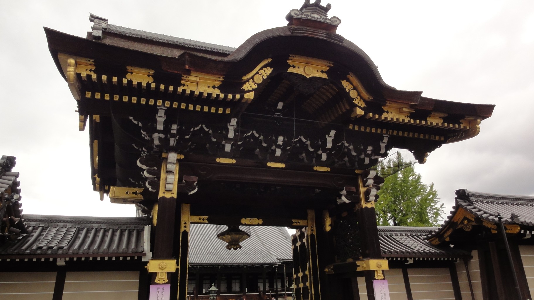 西本願寺 東門